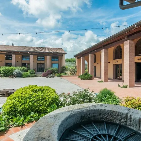 Hotel Collina Dei Poeti 3*