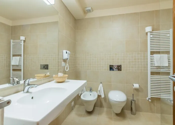 Collina Dei Poeti Hotel 3*