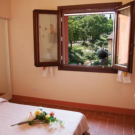 Collina Dei Poeti ホテル 3*