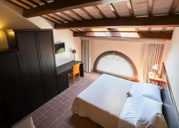 Collina Dei Poeti Hotel